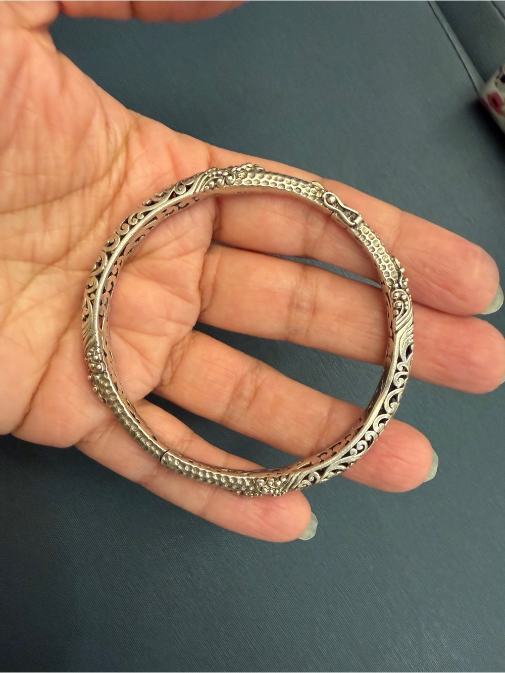 Sarda Artisan Sterling Silver Cut Out Filigree Scroll Hinged Bangle bracelet